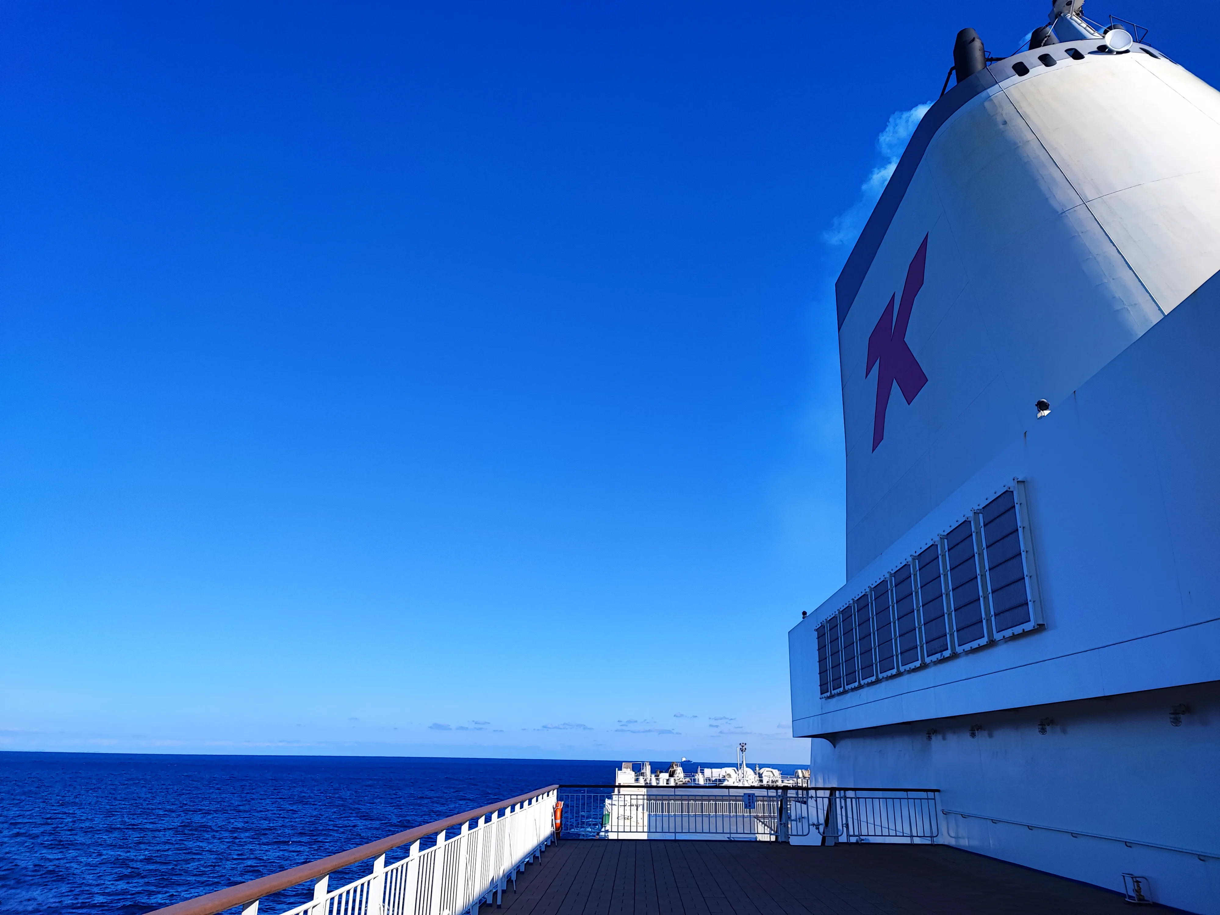 フェリーのデッキからの眺め