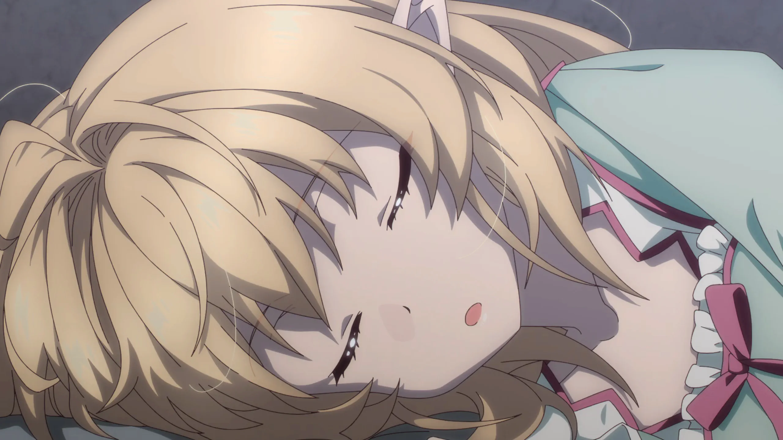 リリ……